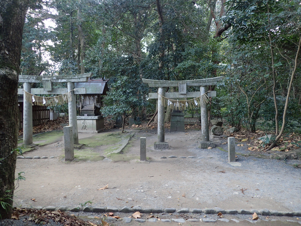 「松尾神社」と「蛭子神社」