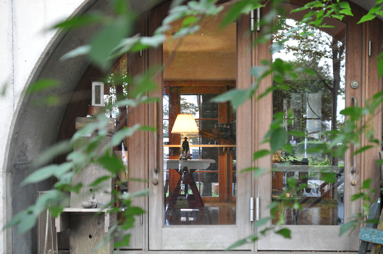 建築設計事務所 独楽蔵 KOMAGURAのエントランスドア