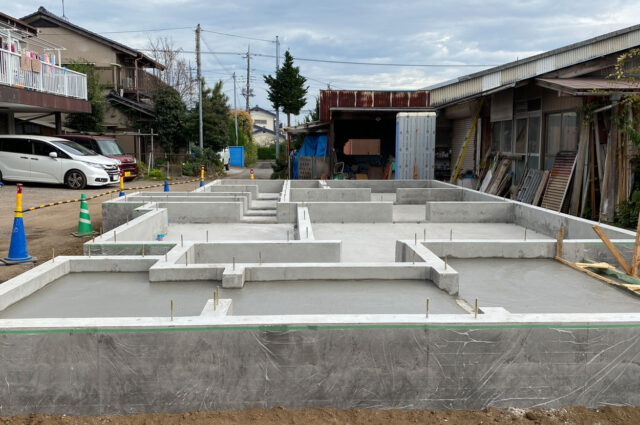 木造新築住宅の基礎工事（ベタ基礎一体打ち工法）埼玉の設計事務所の家づくりの画像