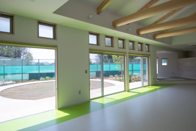 東松山市の木造新築デイサービス施設（内部）の画像
