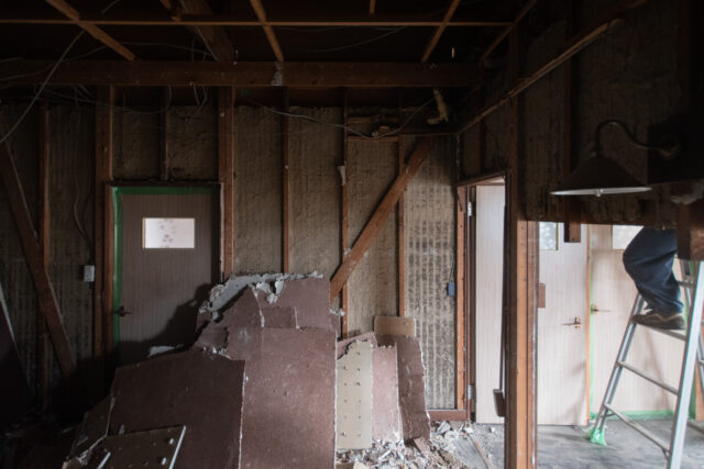 【深谷市の築50年 木造平家の一軒家をリノベーション】解体作業の画像