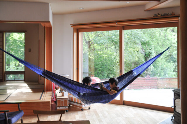 ハンモックに揺られながら気づいた「家族の溜まり場」づくりの画像