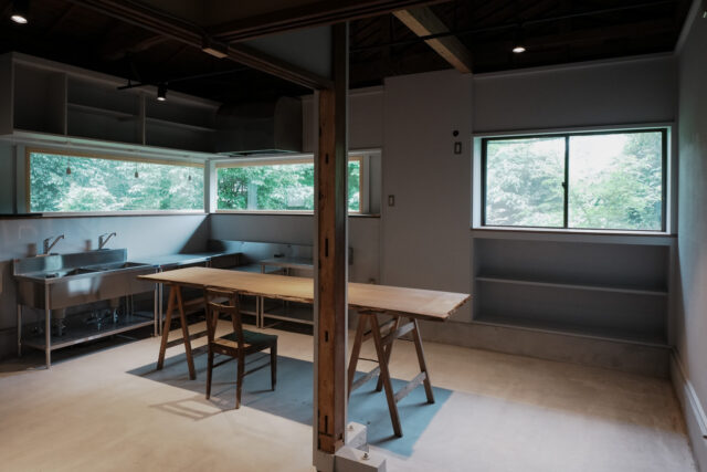 山間の古民家を、キッチン兼ラボへ｜lalafarm table（青梅市）の画像